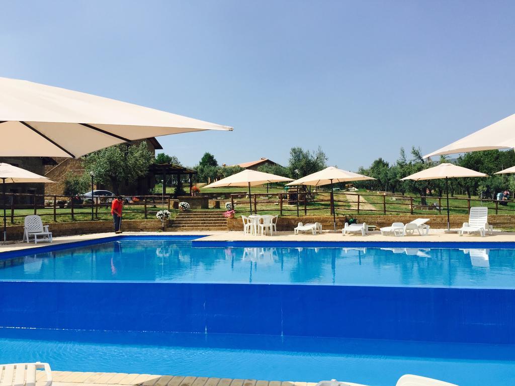 Agriturismo Nociquerceto Tarano Exteriör bild