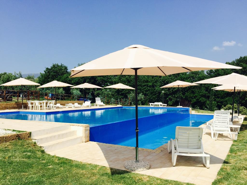 Agriturismo Nociquerceto Tarano Exteriör bild