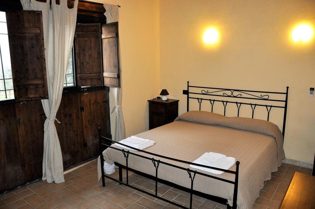 Agriturismo Nociquerceto Tarano Exteriör bild