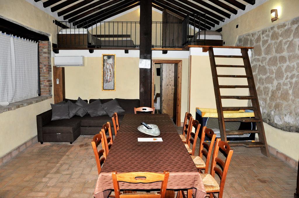 Agriturismo Nociquerceto Tarano Exteriör bild