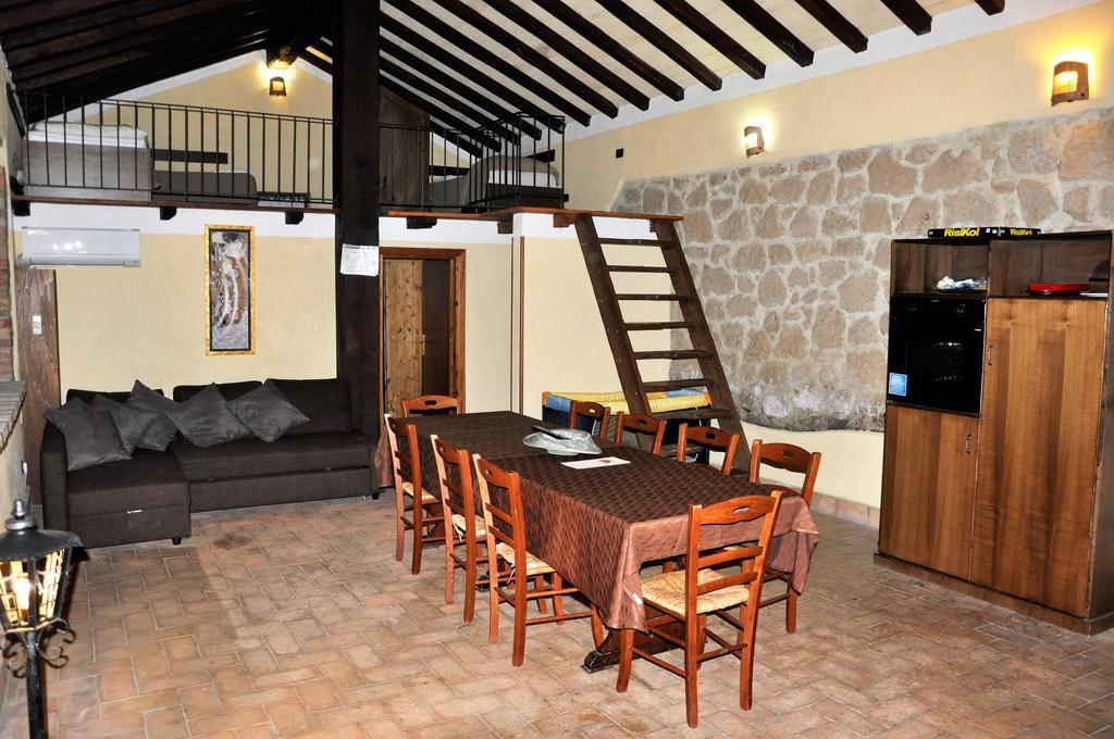 Agriturismo Nociquerceto Tarano Exteriör bild