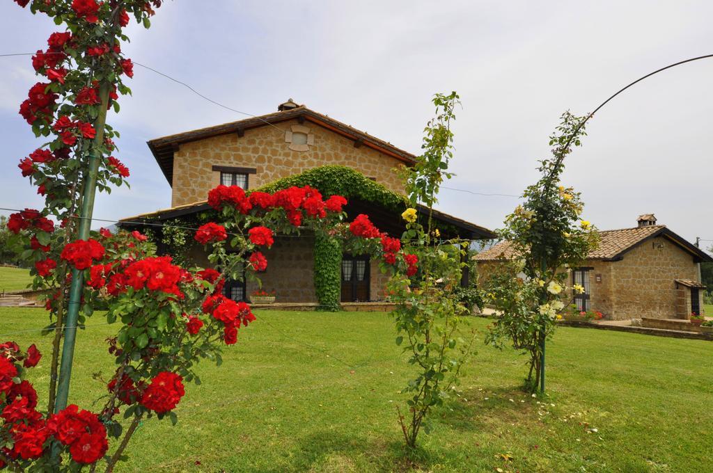 Agriturismo Nociquerceto Tarano Exteriör bild