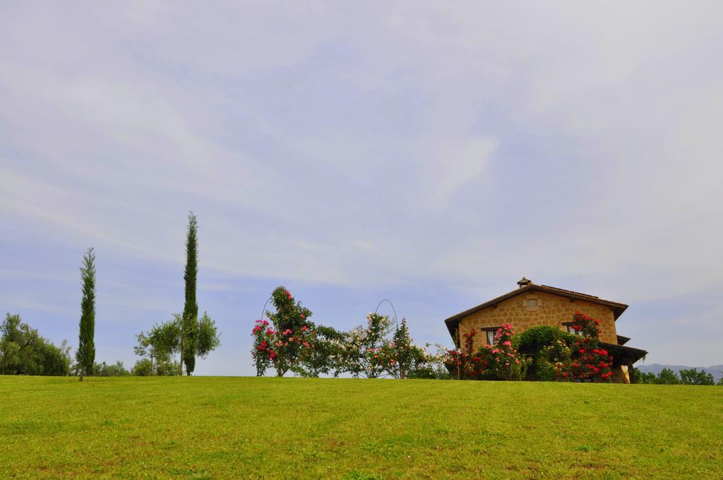 Agriturismo Nociquerceto Tarano Exteriör bild