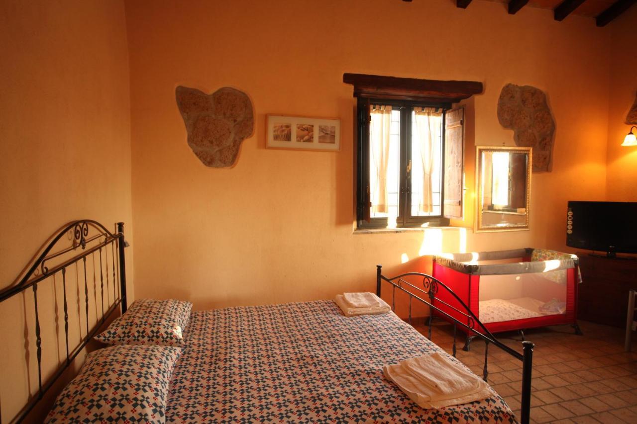 Agriturismo Nociquerceto Tarano Rum bild